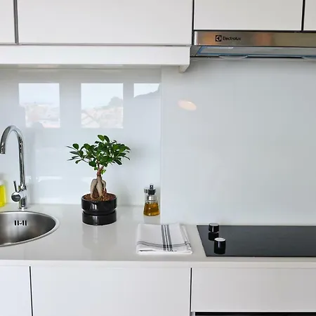 Unknown 6c - 1 Bdr Apt In New Building Apartment