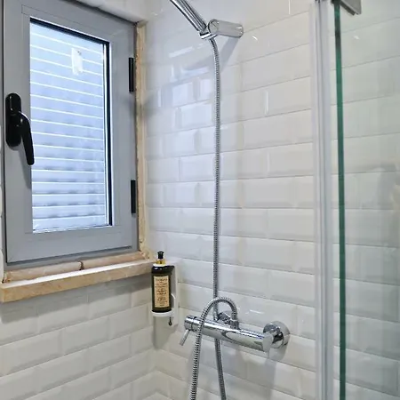 Unknown 6c - 1 Bdr Apt In New Building Apartment