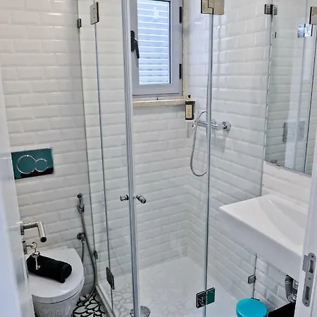Unknown 6c - 1 Bdr Apt In New Building Lissabon